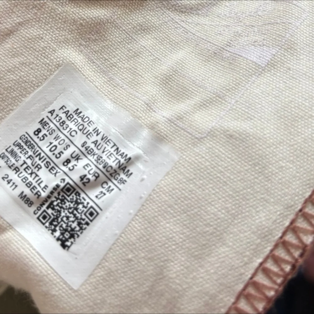 Converse Chuck 70 XHI calf Hair Zip Up - Picture 6 of 6